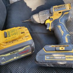 Dewalt 20V Drill & Batteries Bundle 