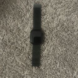 Apple Watch Series 7 (GPS + Cellular)