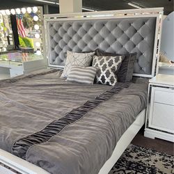 King Size Glam Bed Frame (Mattress Not Included)