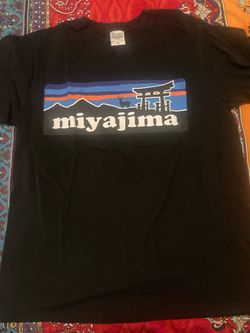 Miyajima Graphic T-Shirt Size Medium