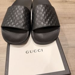 Womens Black Gucci Microguccissima Slides
