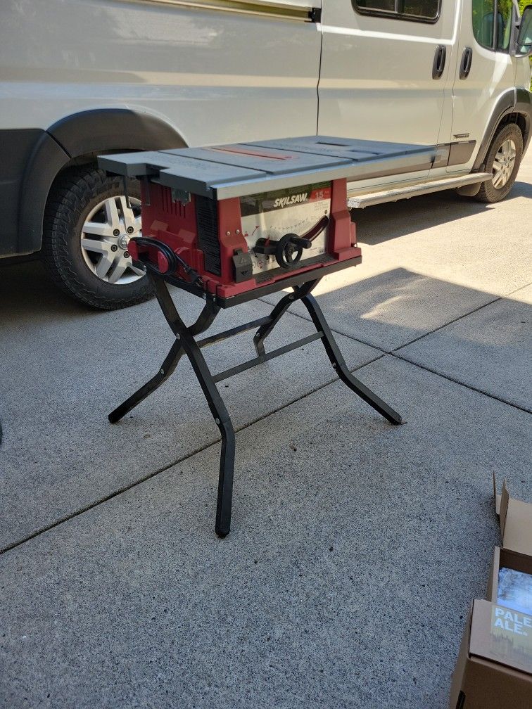 Skil 15A 10" Portable Table Saw With Folding Detachable Base