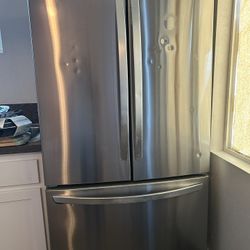 LG fridge 