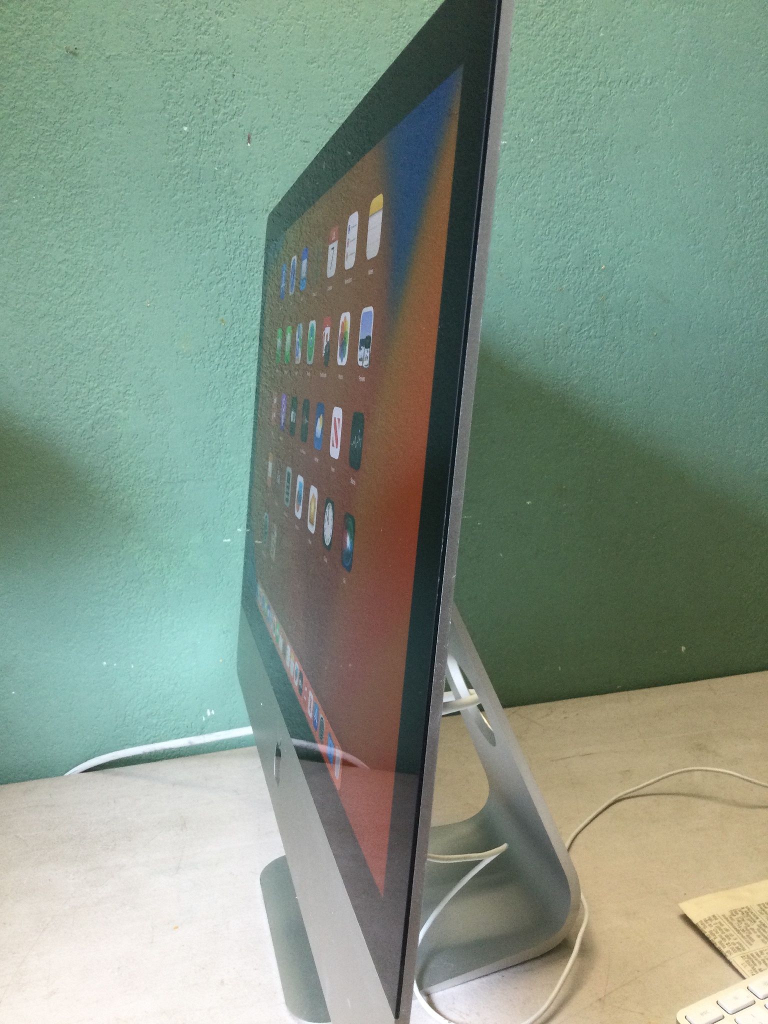 iMac21.5 inches, Retina 4k, Mac OS Ventura