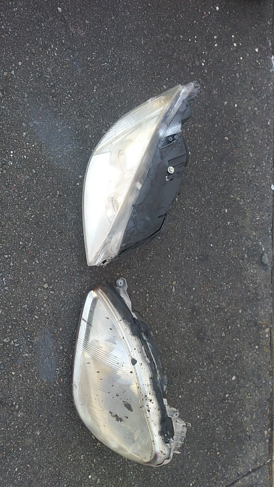 Local pickup only 2002 to 2006 Mercedes Benz S430 and S500 headlights parts only $75 each