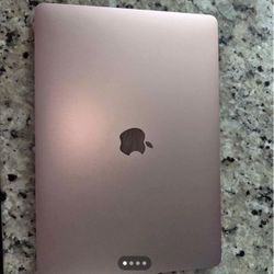 MacBook Air 13in Retina Display 8GB