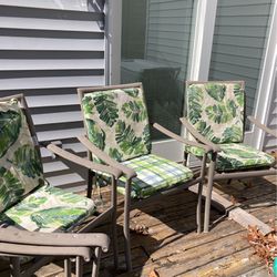 Set Of 6 Chairs With Reversible Cushions 