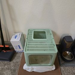 Litter Box Closed Enclosure 