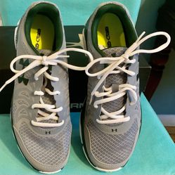 Brand New Under Armour Shoes Size 11. Great Mother’s Day Present 💝 