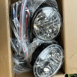 2000-2006 Toyota Tundra Fog Light Kit Brand New
