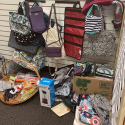 Thirty One Bags And Miscellaneous Kitchen Stuff