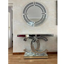 Console designer set with mirror new entryway table set for Sale in Fort  Lauderdale, FL - OfferUp