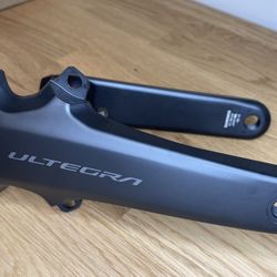 Shimano Ultegra 8100 165mm 12-speed crank arms. 