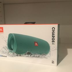 JBL Charge 4 Teal Box