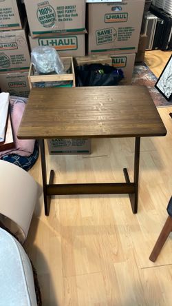 2 End tables