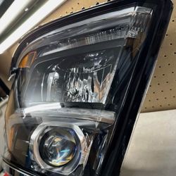OEM Chevy Tahoe Headlight 