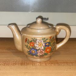 Vintage Child's Tea Set Floral Lustre ware Plates Creamer Sugar T Pot Japan 