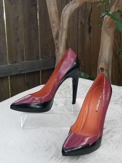 Via Spiga 2 tone heels. Size 7.5