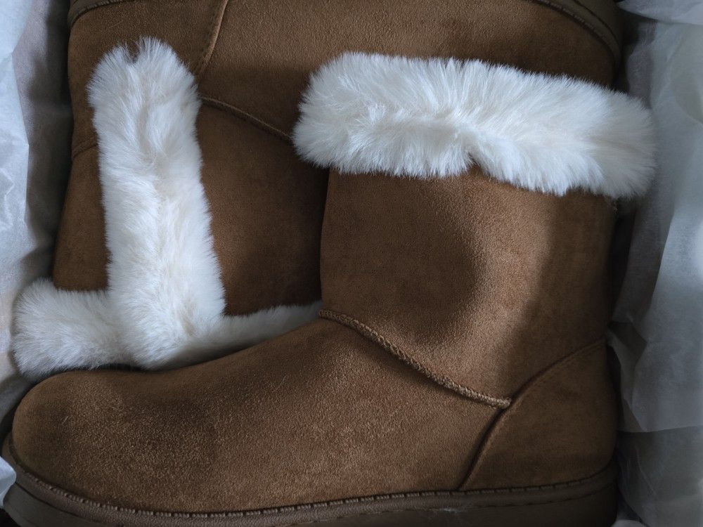 Women's Boots Size 10 New