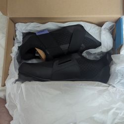 Brand New Shimano Cycling Shoes – Size 40 / US 7.8– Peloton / Spin Compatible