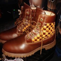 Mens TIMBERLAND Boots LIMITED EDITION  SIZE 11.5