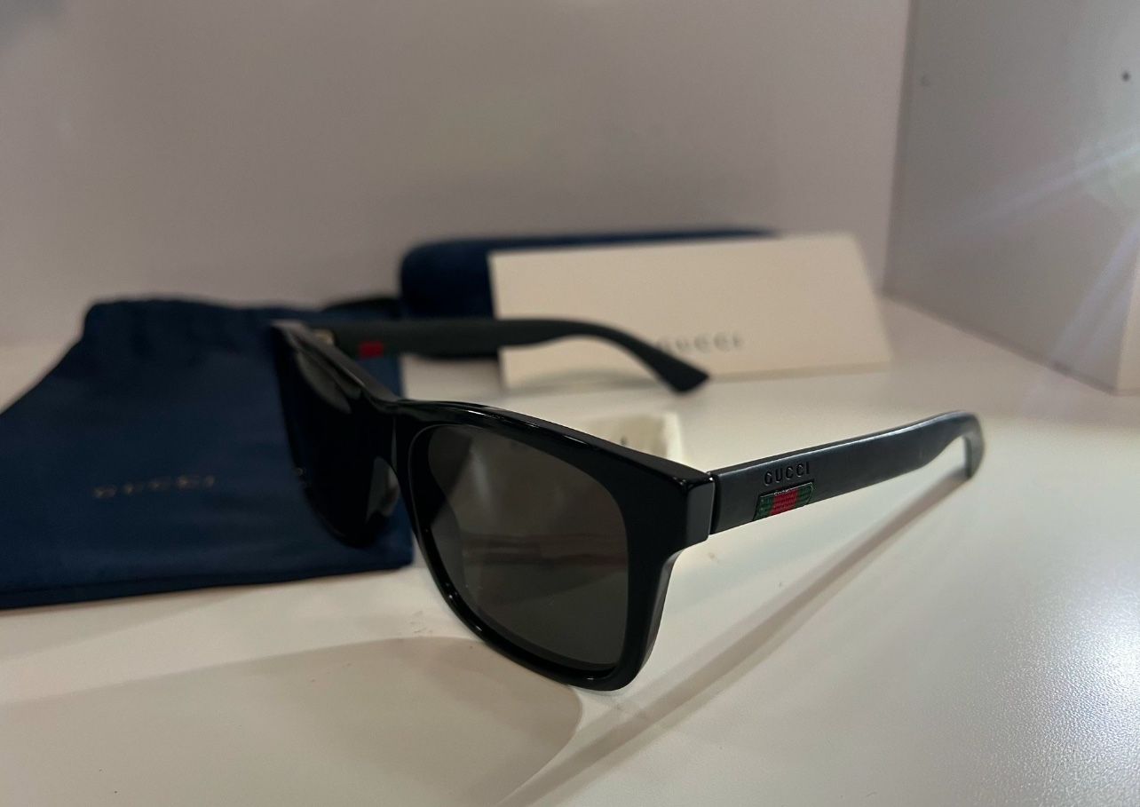 GUCCI SHADES