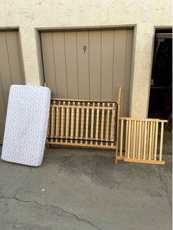Crib and mattress, bamboo