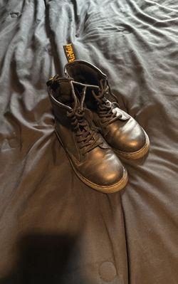 Dr Martens Size 3