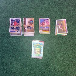 lot of basketball, baseball, football cards 500+ cards