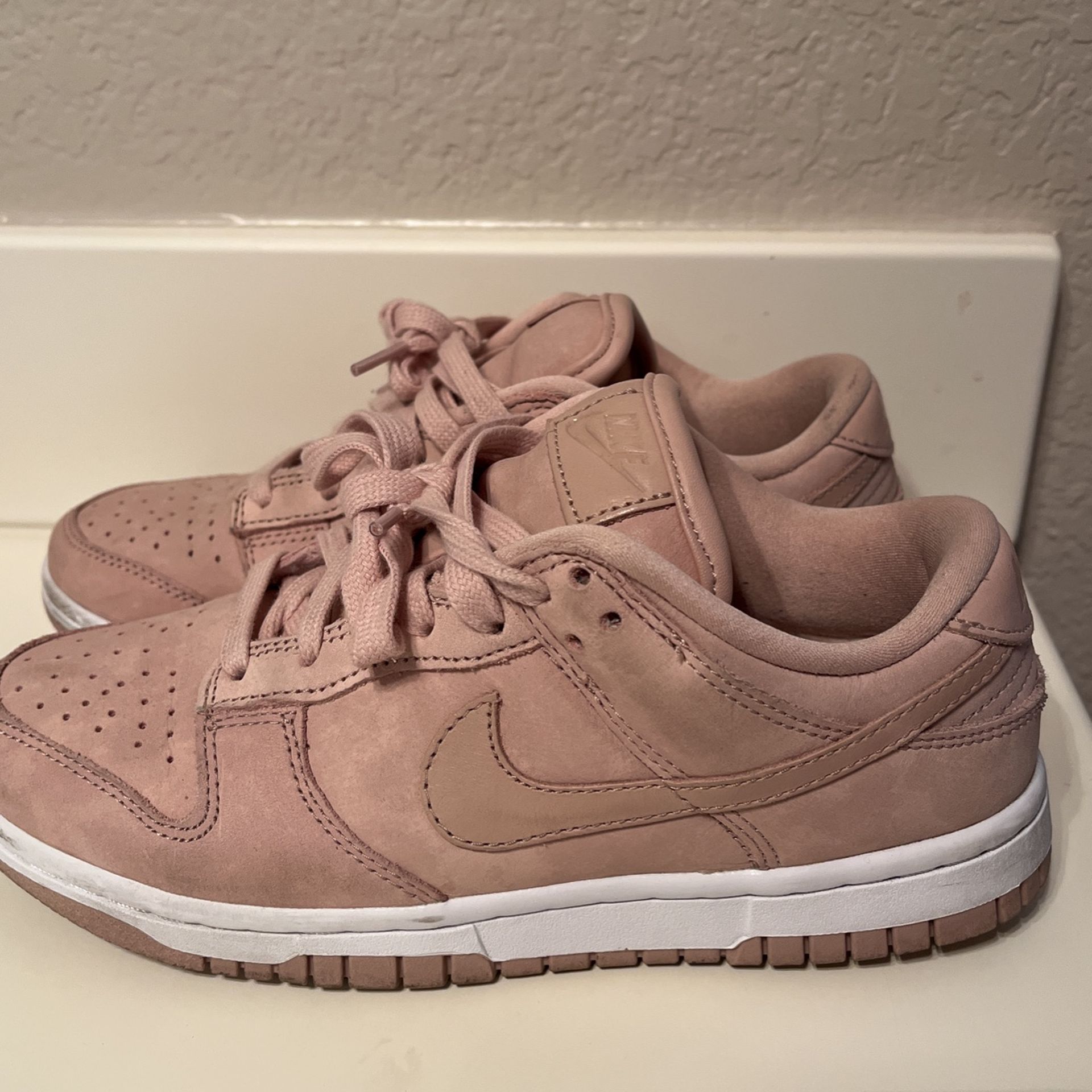 Nike Dunk Low Pink