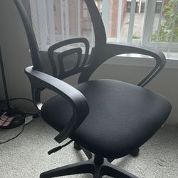Office Chair, Cooler Fan, Vacuum cleaner