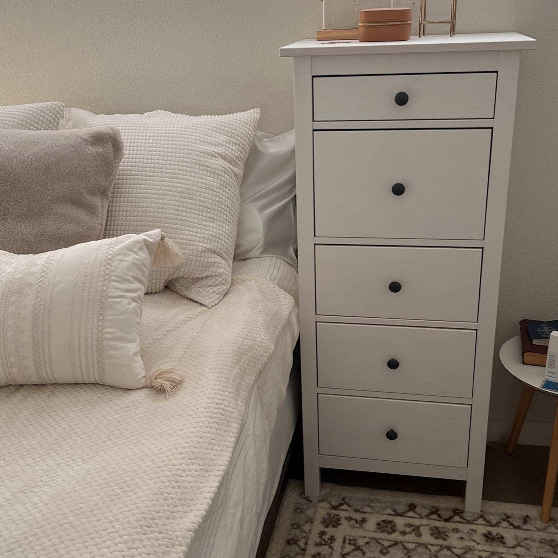 IKEA Hemnes 5 Drawer Chest White