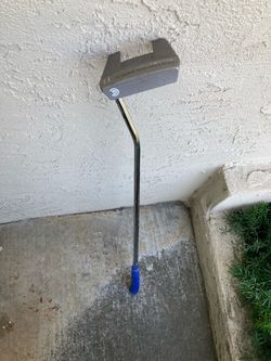 Cleveland golf putter