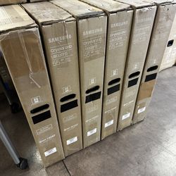 [BLACK FRIDAY] 55” Samsung Crystal 4K Smart TV