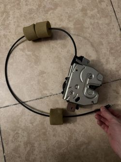 Mercedes Tailgate Latch Part #: A-164-740-03-00