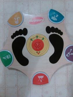 Electronic Diggin Wobble Deck Game