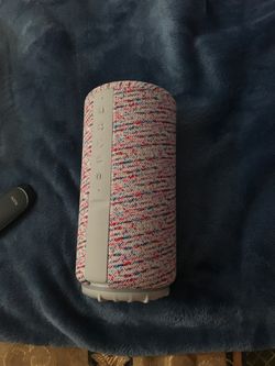 Fabriq Bluetooth/Alexa speaker