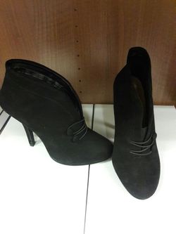 "Ankle boots