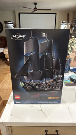 LEGO The Black Pearl Pirates of the Caribbean 10365 Set 2862 Pieces Jack Sparrow