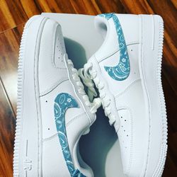 Nike Air Force 1