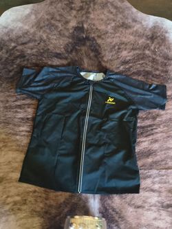 Shirt for exercise and  sweat lot