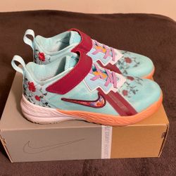 LEBRON XVIII LOW (PS)