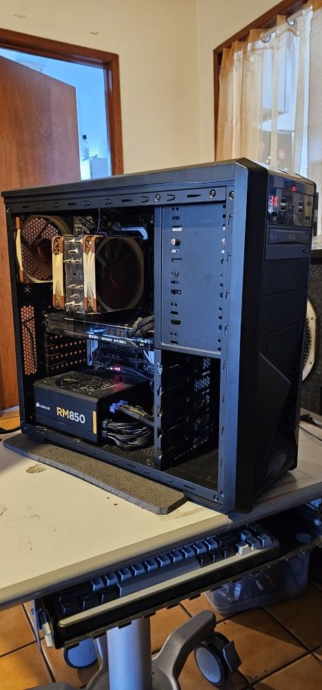 Gaming PC X99 Series i7-3.30GHz-CPU 32GB Ram 2TB HDD GPU: GTX 980 Ti 