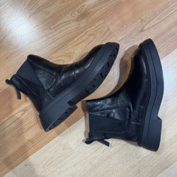 Genuine Leather Platform Chelsea Boots EUR 38/ US 7