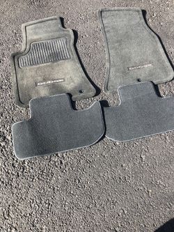 Carpet matts for a Dodge Challenger srt8hemmi 2012