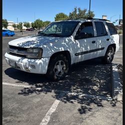 Chevy trailblazer 2003 Clean Titl Obo