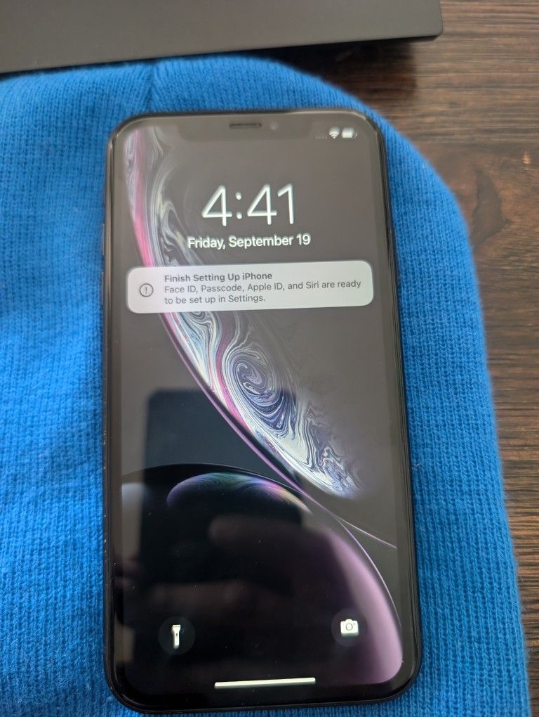iPhone Xr Unlocked