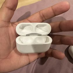 Airpods Pro Case (1st Generation)