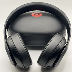 (Authentic) Matte Black Beats Studio 3 Bluetooth Wireless Headphones with Noise Canceling #2239