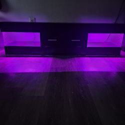 1779a  Black TV Stand for 55/60/65 Inch TV, High Gloss Modern TV Stand with Stone-Patterned Side Panels, LED Entertainment center